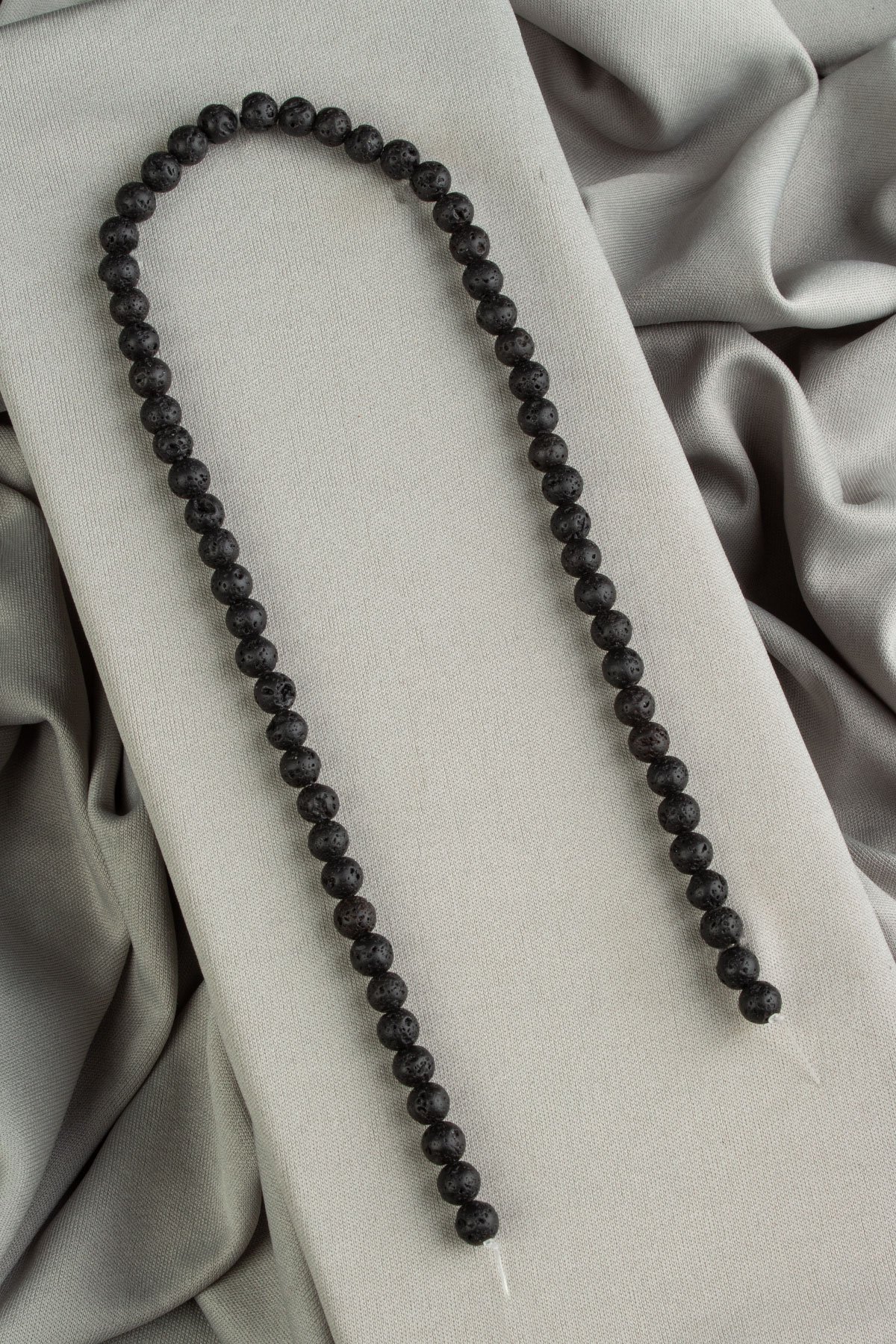 Lav Taşı Doğal Taş Mat Siyah Küre Kesim 6mm Dizi [AA]