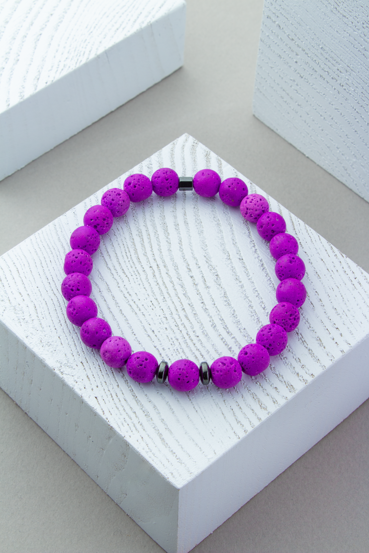 Lav Taşı Doğal Taş Mor Küre Kesim Bileklik