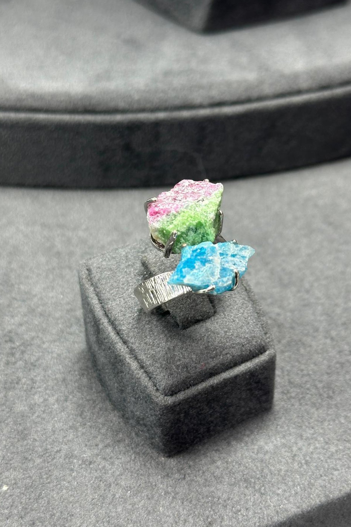 Ruby Zoisit & Apatit Taşı Ham Kütle Kesim Çelik Ayarlanabilir Yüzük