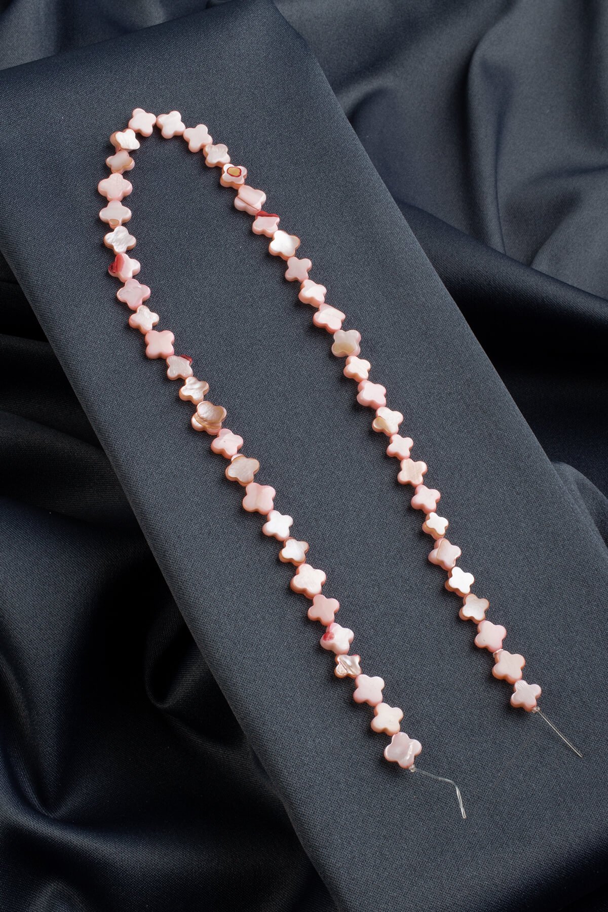 Sedef Doğal Taş Parlak Açık  Pembe Yonca Kesim 9x3mm Dizi [AA]