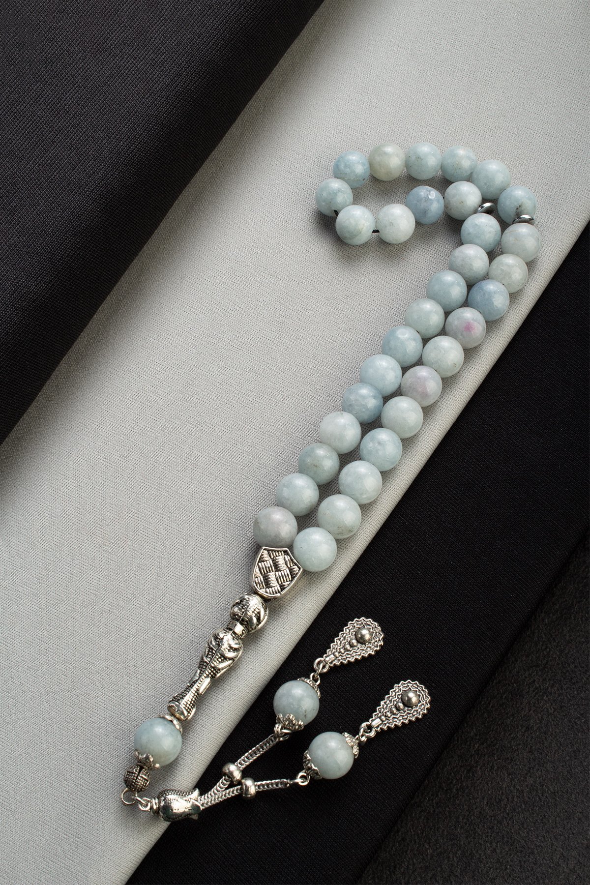 Sıkma Akuamarin Doğal Taş Küre Kesim 33 lu 10mm Tesbih