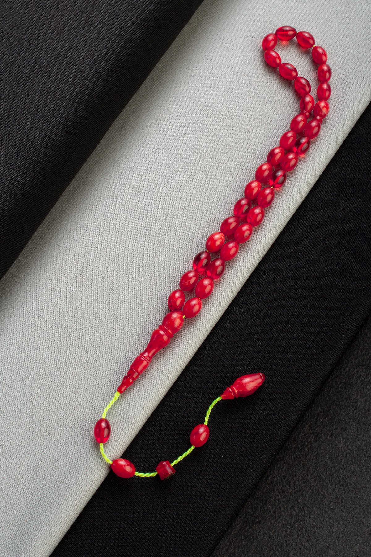 Sıkma Ateş Kehribar Usta İşçilik Kırmızı Arpa Kesim 6x8mm 33 lu Tesbih