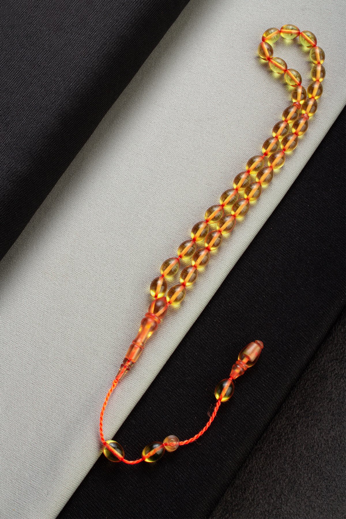 Sıkma Ateş Kehribar Usta İşçilik Sarı Arpa Kesim 6x8mm 33 lu Tesbih