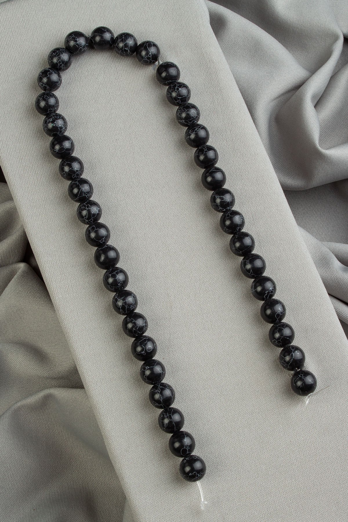 Sıkma Havlit Doğal Taş Parlak Siyah Küre Kesim 10mm Dizi