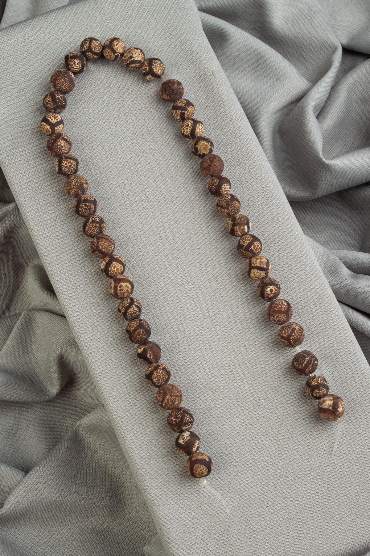 Tibet Akik Doğal Taş Küre Kesim 10mm Dizi