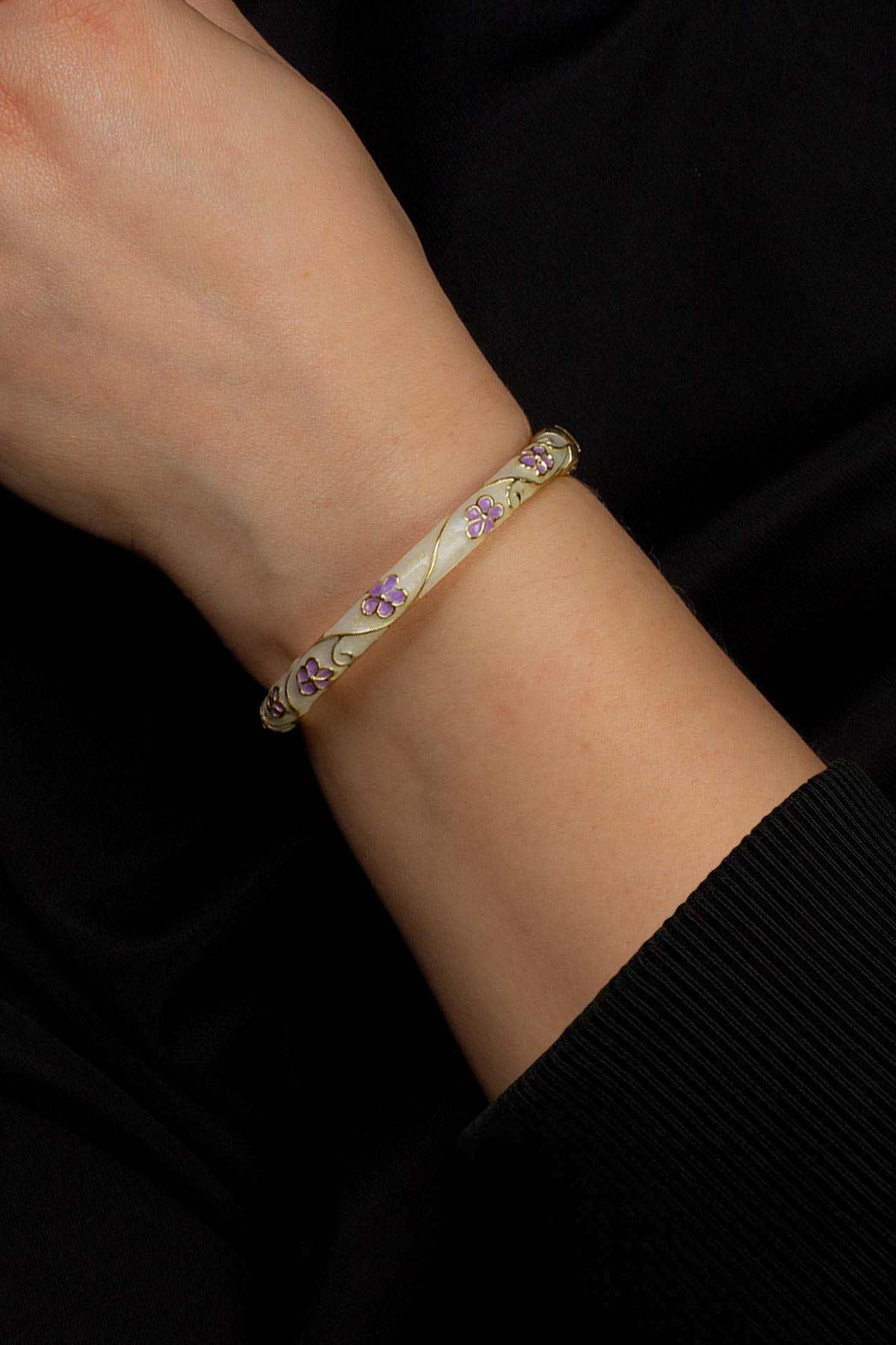 Vintage Krem Mineli Çiçek Desenli Bilezik