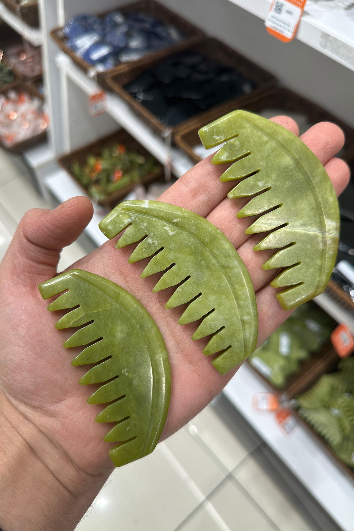 Yeşim Doğal Taş Gua Sha Tarak Kesim Yüz Masaj Aleti