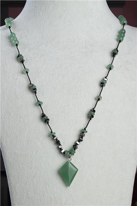 Aventurin Doğal Taş Küre Kesim Düğümlü Üçgen Taşlı Erkek Kolye