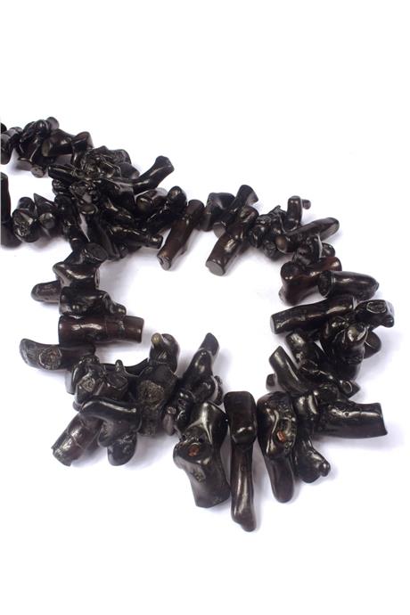 Dal Mercan Doğal Taş Siyah Büyük Amorf Kesim Dizi