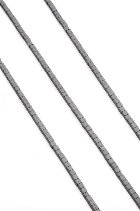 Hematit Taşı Küp Kesim Mat Gri 3x3mm Doğal Taş Dizi