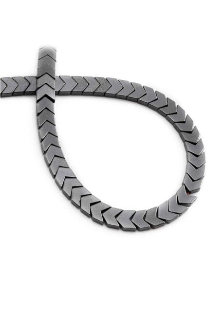 Hematit Taşı Çavuş Kesim Parlak Füme 6x3mm Doğal Taş Dizi