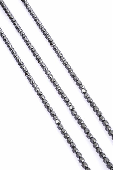 Hematit Taşı Özel Kesim Parlak Füme 4x4mm Doğal Taş Dizi