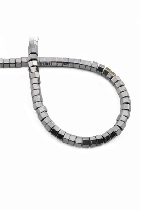 Hematit Taşı Altıgen Kesim Parlak Gümüş 6x3mm Doğal Taş Dizi