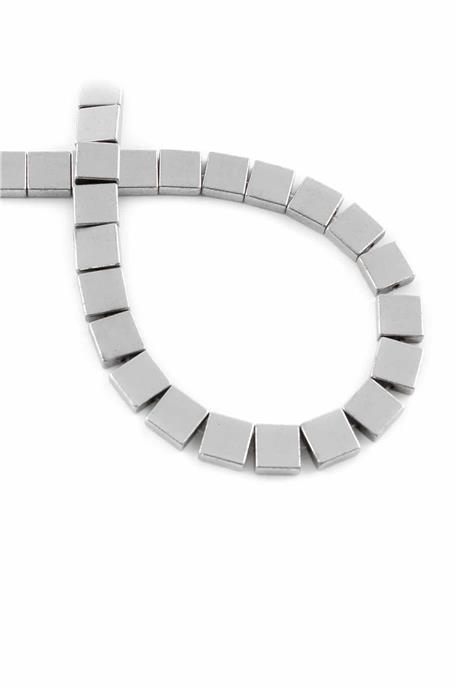 Hematit Taşı Yassı Kesim Parlak Gümüş 6x6mm Doğal Taş Dizi