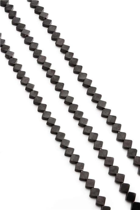 Hematit Taşı Yatay Kare Kesim Mat Siyah 6x6mm Doğal Taş Dizi