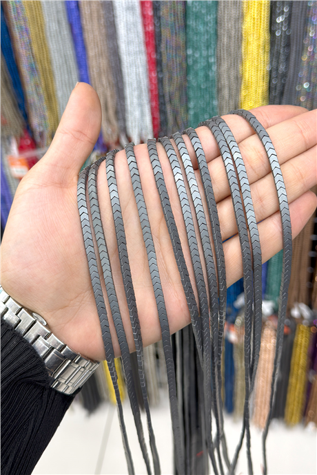 Hematit Taşı 4x2mm Çavuş Kesim Doğal Taş Diziler