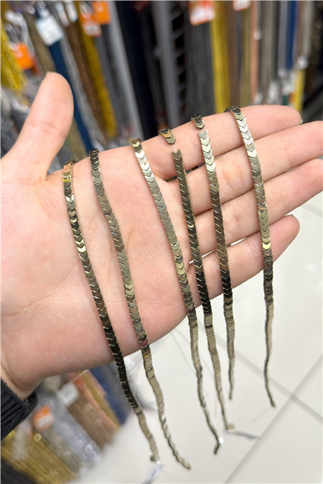 Hematit Taşı 4x2mm Çavuş Kesim Doğal Taş Diziler