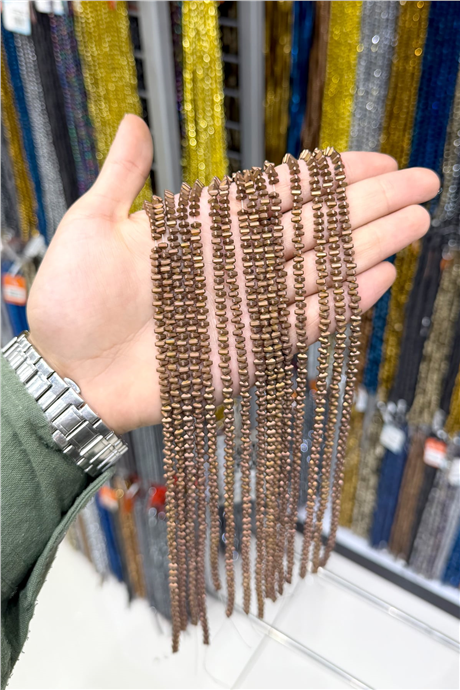 Hematit Taşı 4x3mm Üçgen Rondela Kesim Doğal Taş Diziler