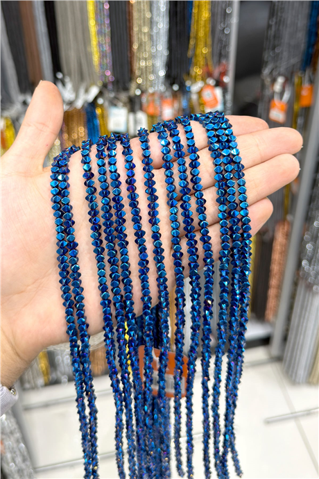Hematit Taşı 4x4mm Özel Kesim Doğal Taş Diziler