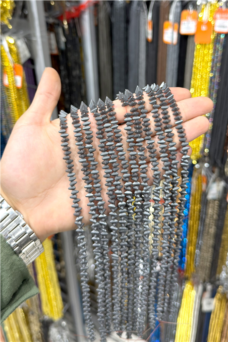 Hematit Taşı 6x3mm Üçgen Rondela Kesim Doğal Taş Diziler
