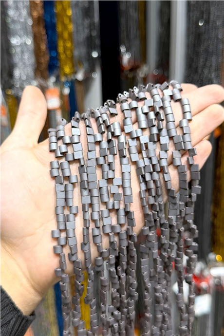 Hematit Taşı 6x5mm Bombeli Kesim Doğal Taş Diziler