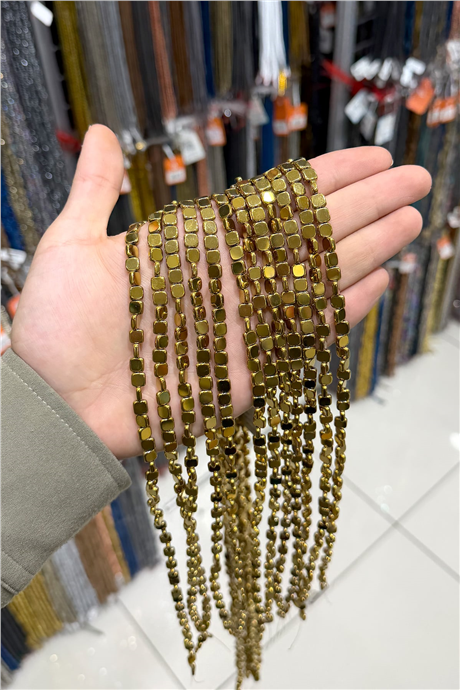 Hematit Taşı 6x6mm Yatsı Kare Kesim Doğal Taş Diziler