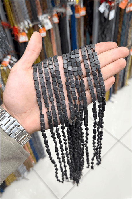 Hematit Taşı 6x6mm Yatsı Kare Kesim Doğal Taş Diziler
