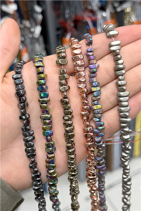 Hematit Taşı 6x7mm Amorf Kesim Doğal Taş Diziler