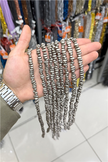 Hematit Taşı 6x7mm Amorf Kesim Doğal Taş Diziler