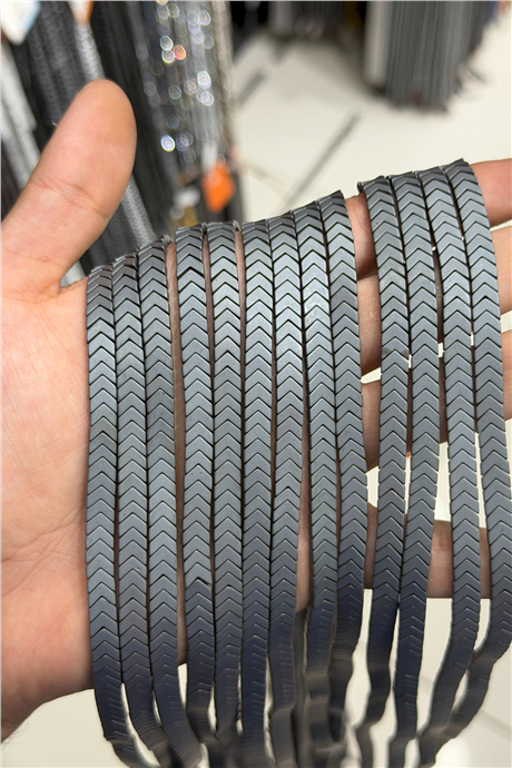 Hematit Taşı 7x2mm Çavuş Kesim Doğal Taş Diziler