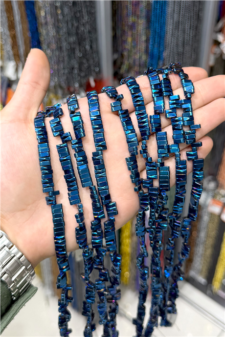 Hematit Taşı 8x3mm Piramit Kesim Doğal Taş Diziler
