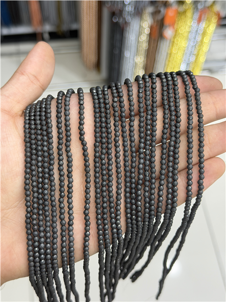 Hematit Taşı Faset Küre Kesim Mat Siyah 4mm Doğal Taş Dizi