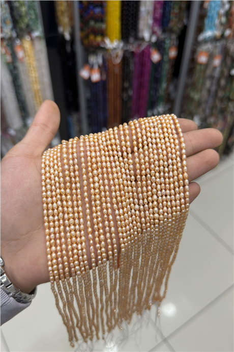 İnci Doğal Taş Pembe Arpa Kesim 3x4mm Dizi