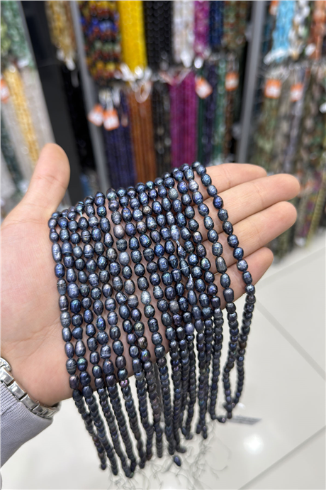 İnci Doğal Taş Siyah Arpa Kesim 5x6mm Dizi
