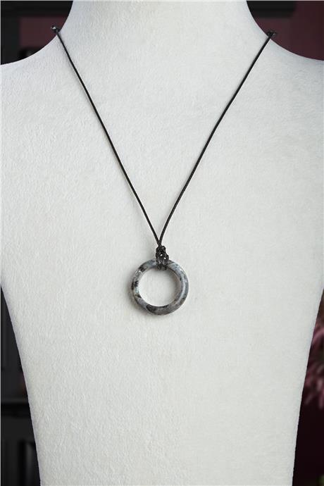 Larvakit Doğal Taş Halka Yüzük Kore İpli Erkek Kolyesi