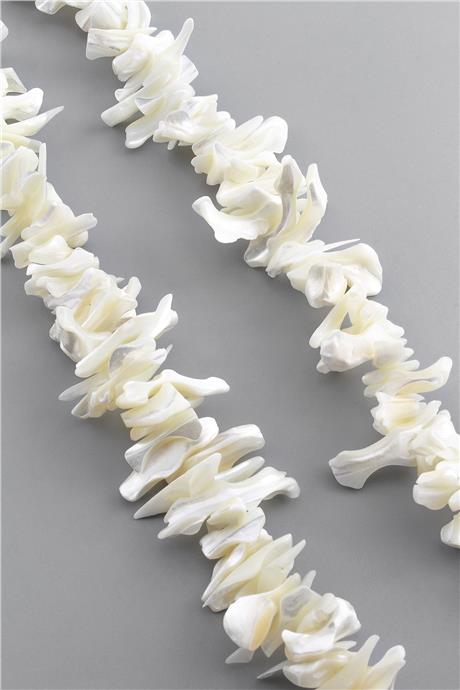 Sedef Taşı Parlak Beyaz Amorf Kesim 30x5mm Dizi [AA]