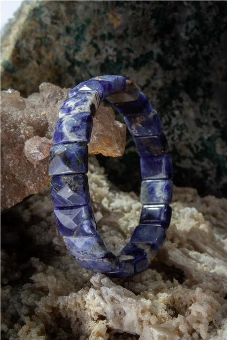 Sodalit Taşı Dikdörtgen Faset Kesim Bileklik