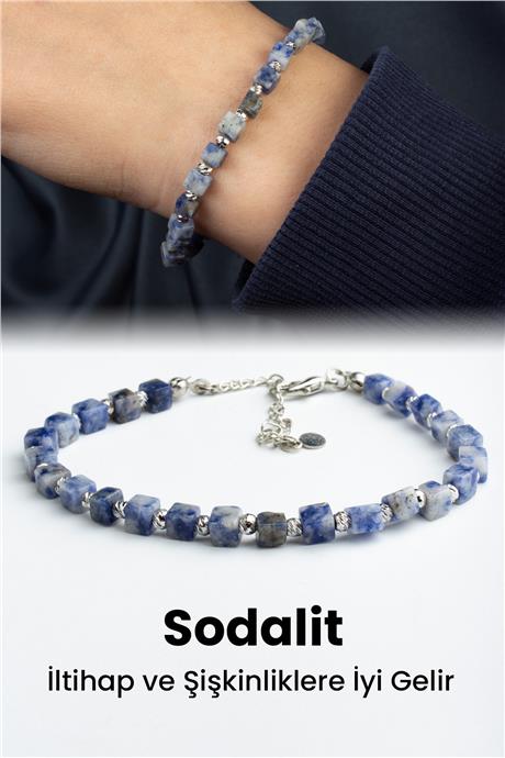 Sodalit Doğal Taş Küp Kesim Dorikalı 4x4 mm Bileklik