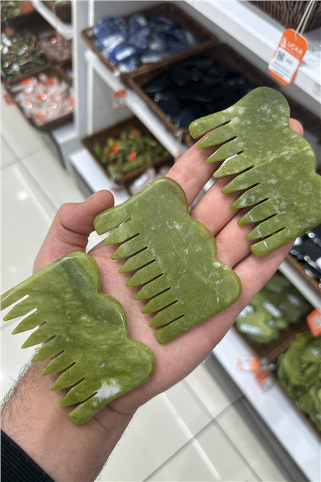 Yeşim Doğal Taş Gua Sha Tarak Kesim Yüz Masaj Aleti