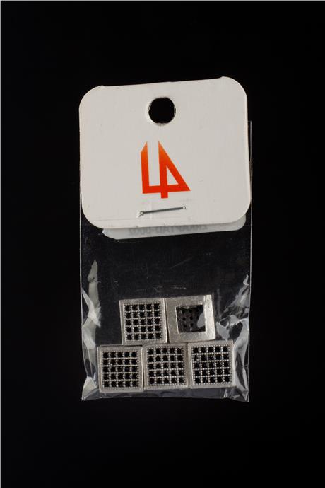 Zirkon Antik Gümüş Kanallı Kare Tek Delik Aparat 9x9mm