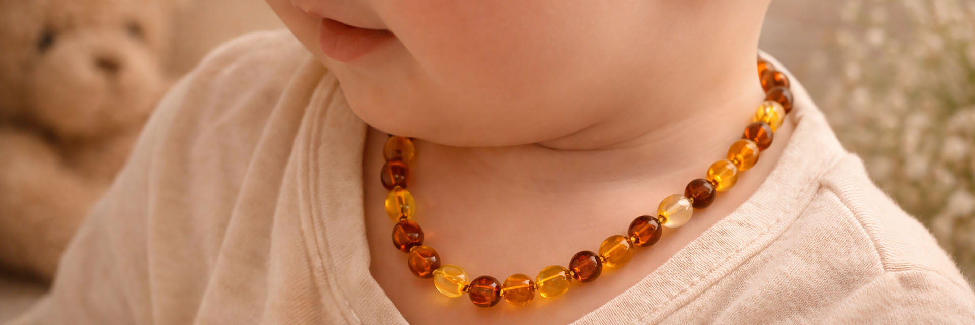 Kehribar bebek kolyesi