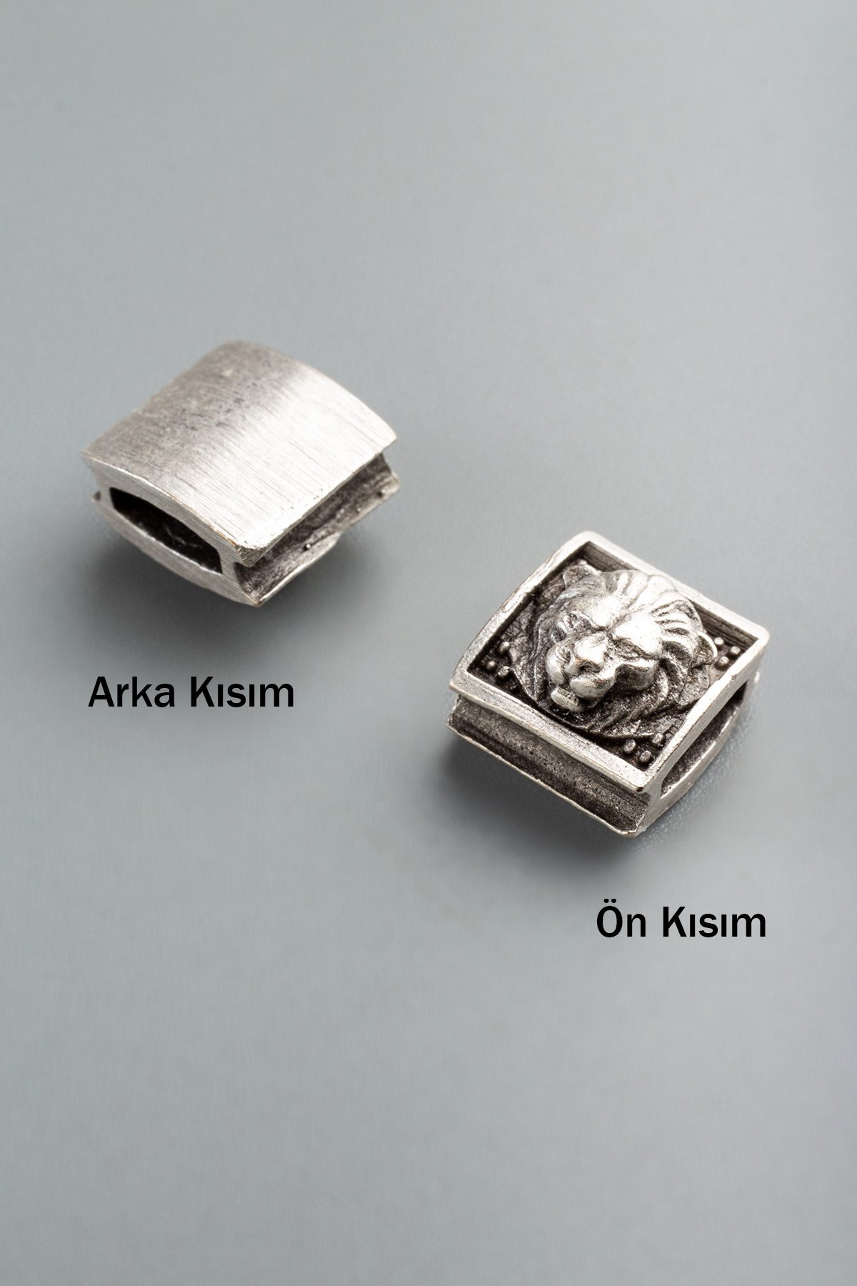 Antik Gümüş Kare Aslan Figürlü 7x7mm Takı Aparatı