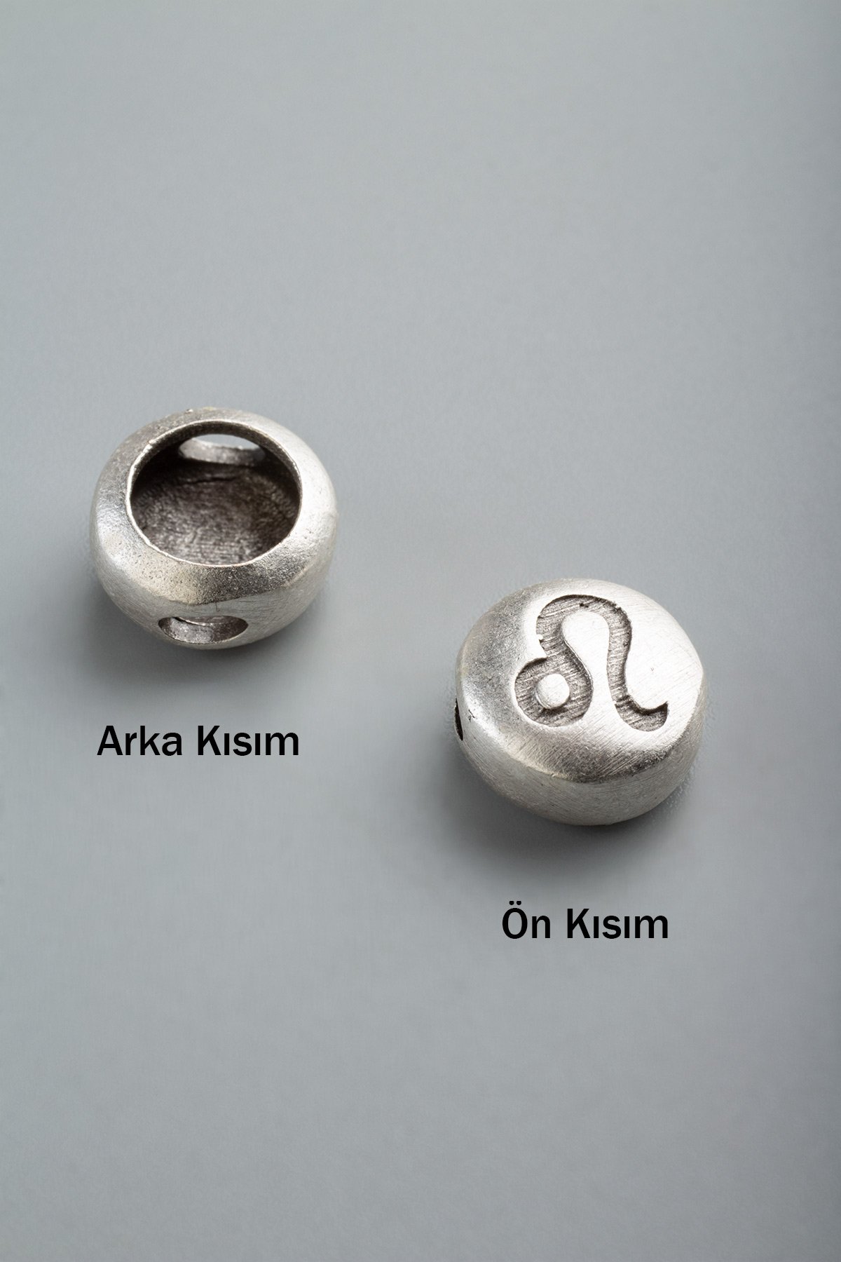 Antik Gümüş Yuvarlak Aslan Burç Tek Delik 11x5mm Takı Aparatı - 5 Adet