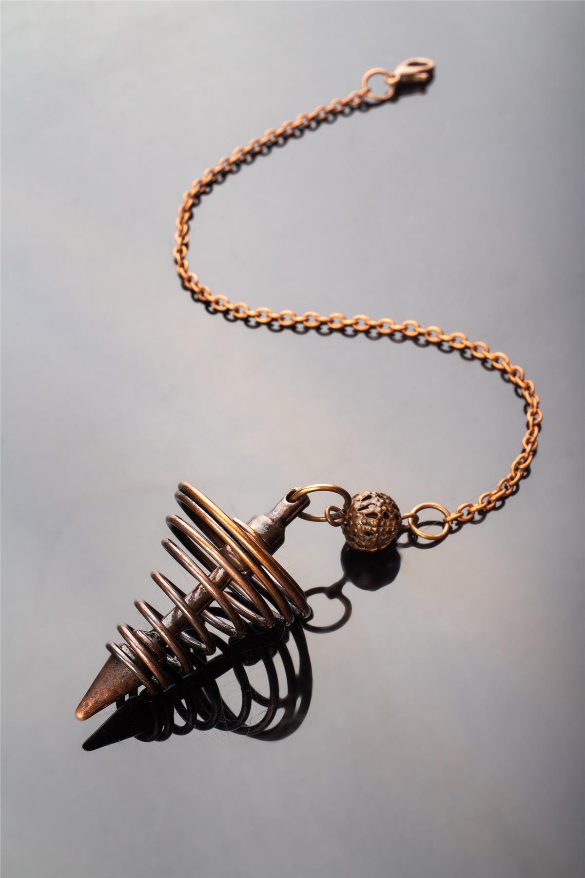 Çelik Spiral Koni Antik Sarkaç