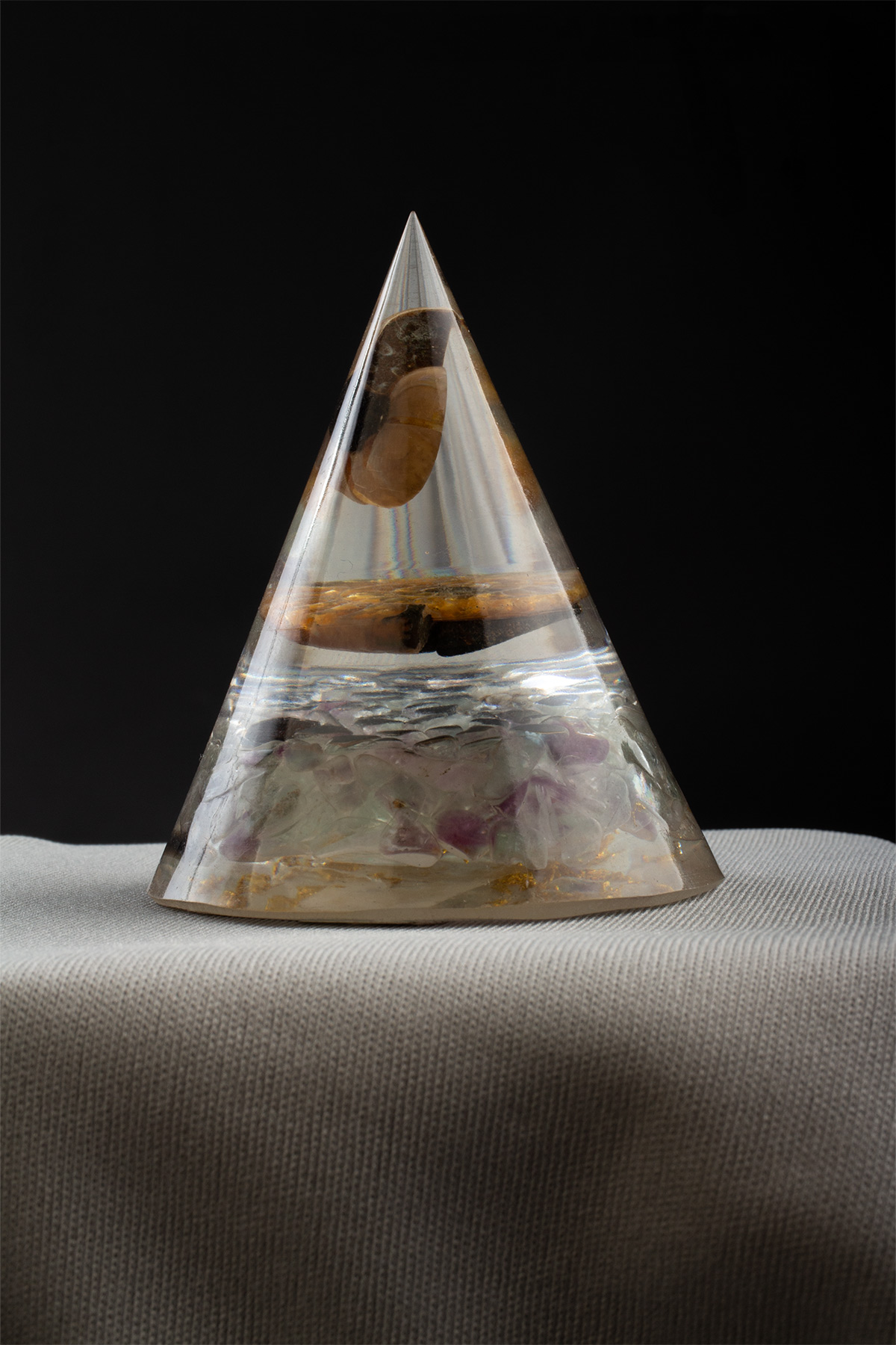 Florit Doğal Taş Orgonit Dekoratif Koni 6x5cm