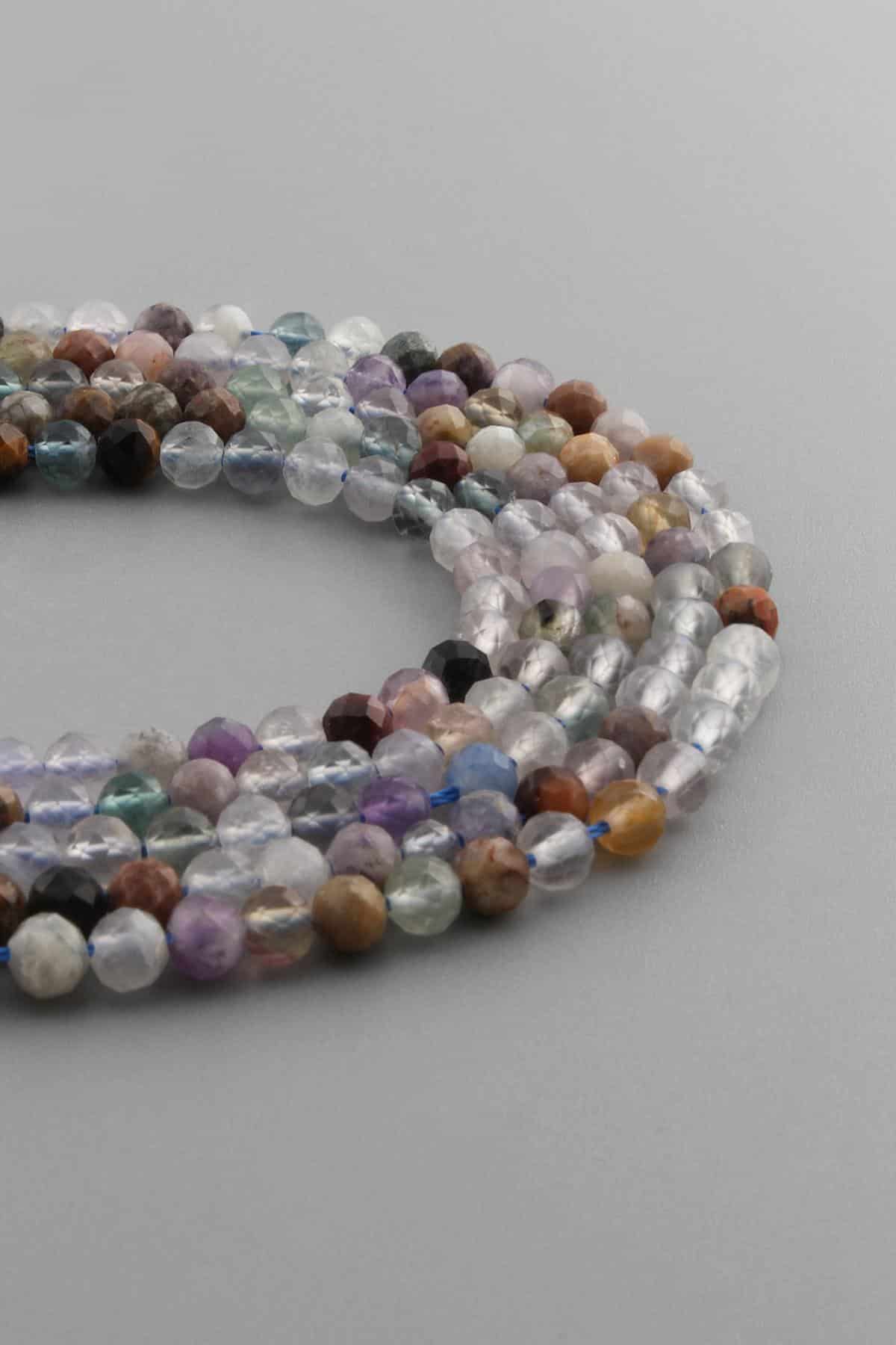 Florit Doğal Taş Parlak Küre Kristal Kesim 4mm Dizi