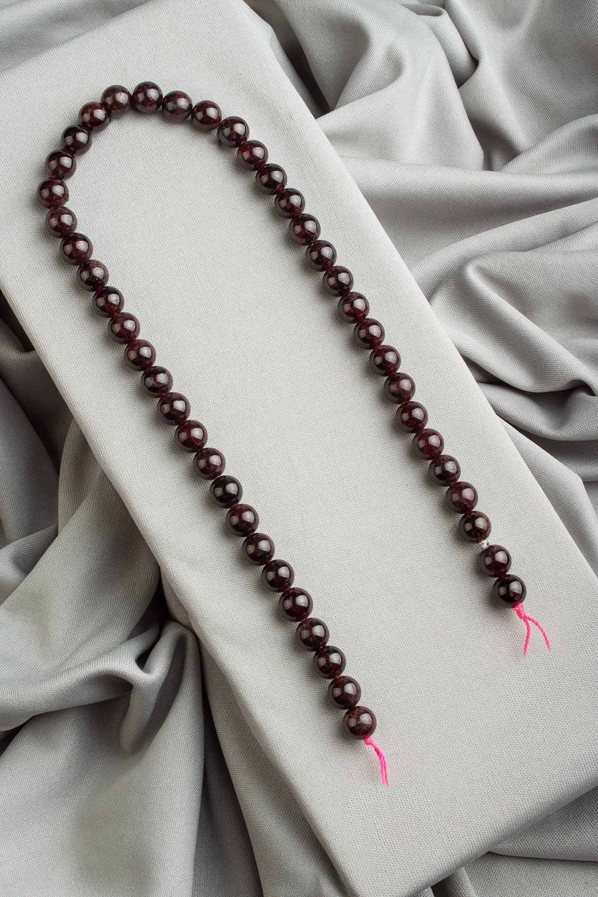 Garnet Doğal Taş Parlak Küre Kesim 9mm Dizi