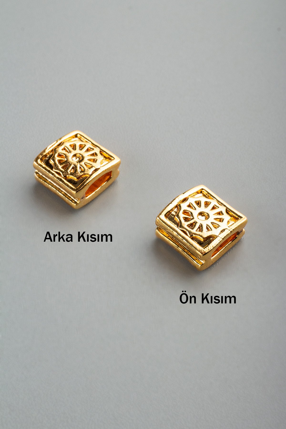 Gold Dikdörtgen Dümen Figürlü 7x7mm Takı Aparatı