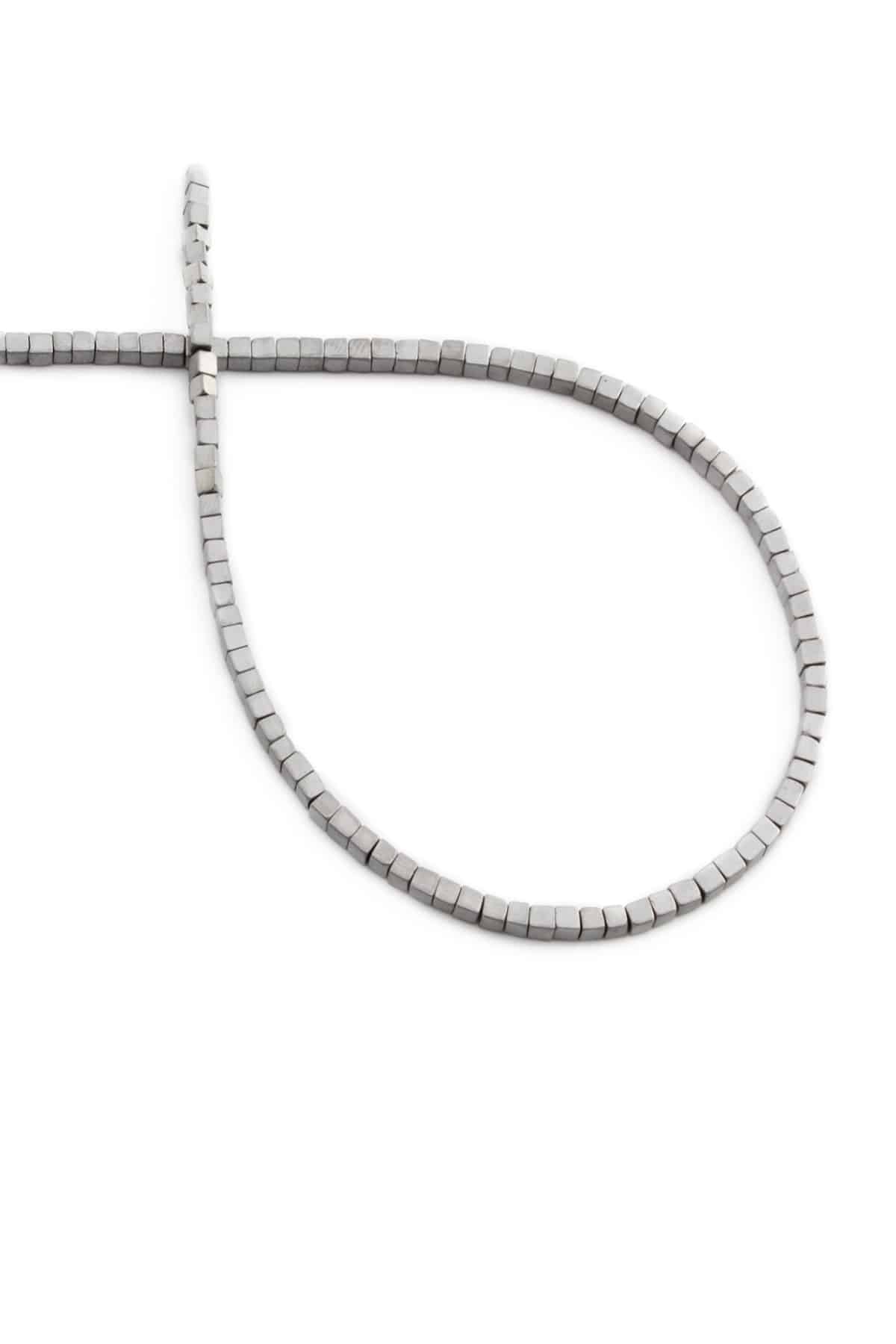Hematit Doğal Taş Mat Açık Gri Küp Kesim 2x2mm Dizi [AA]