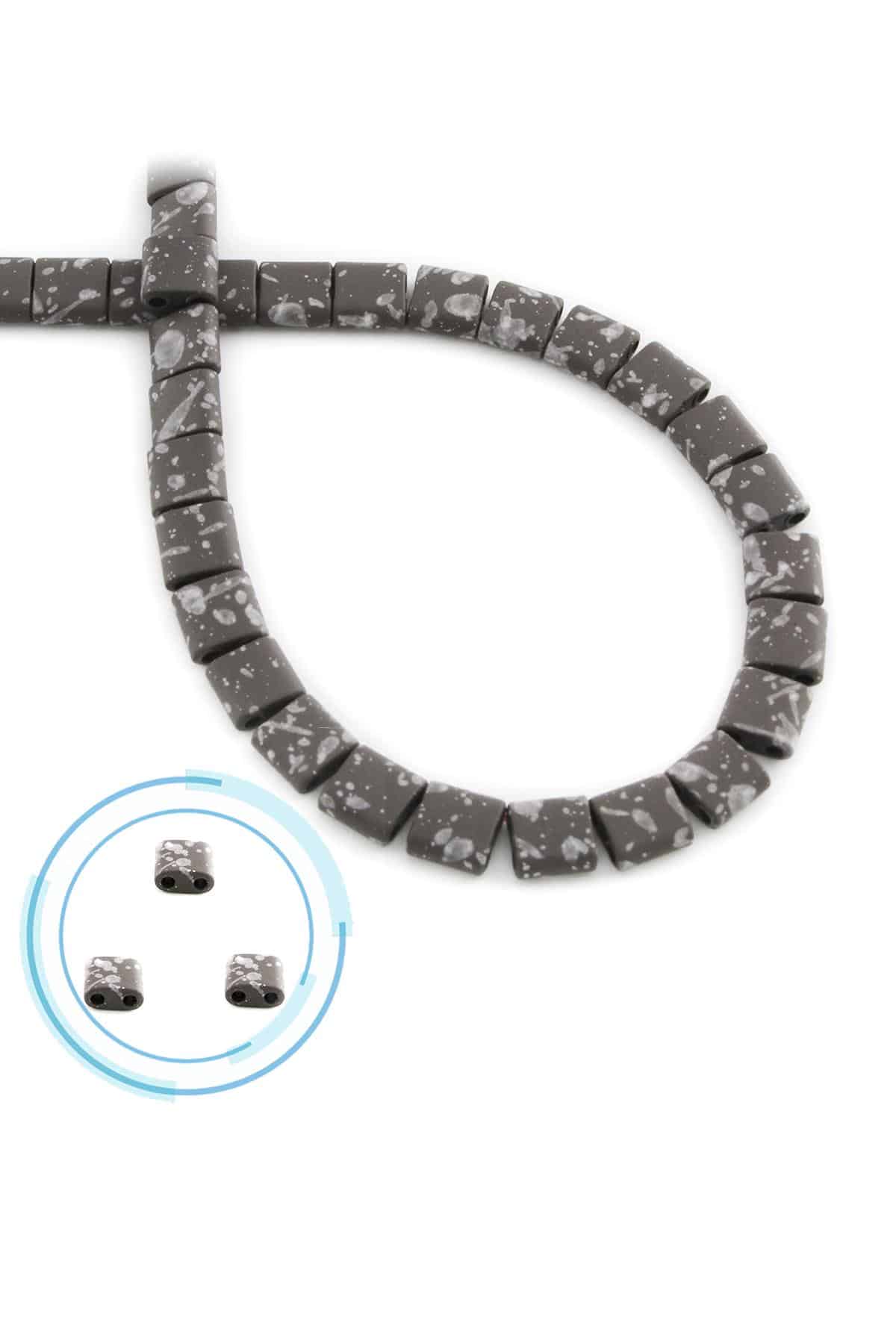 Hematit Doğal Taş Mat Benekli Açık Gri Kare Kesim Çift Delikli 6x6mm Dizi